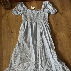 J.Crew NWT Blue and‎ White Striped Midi Short Sleeve Smocked Dress Size L